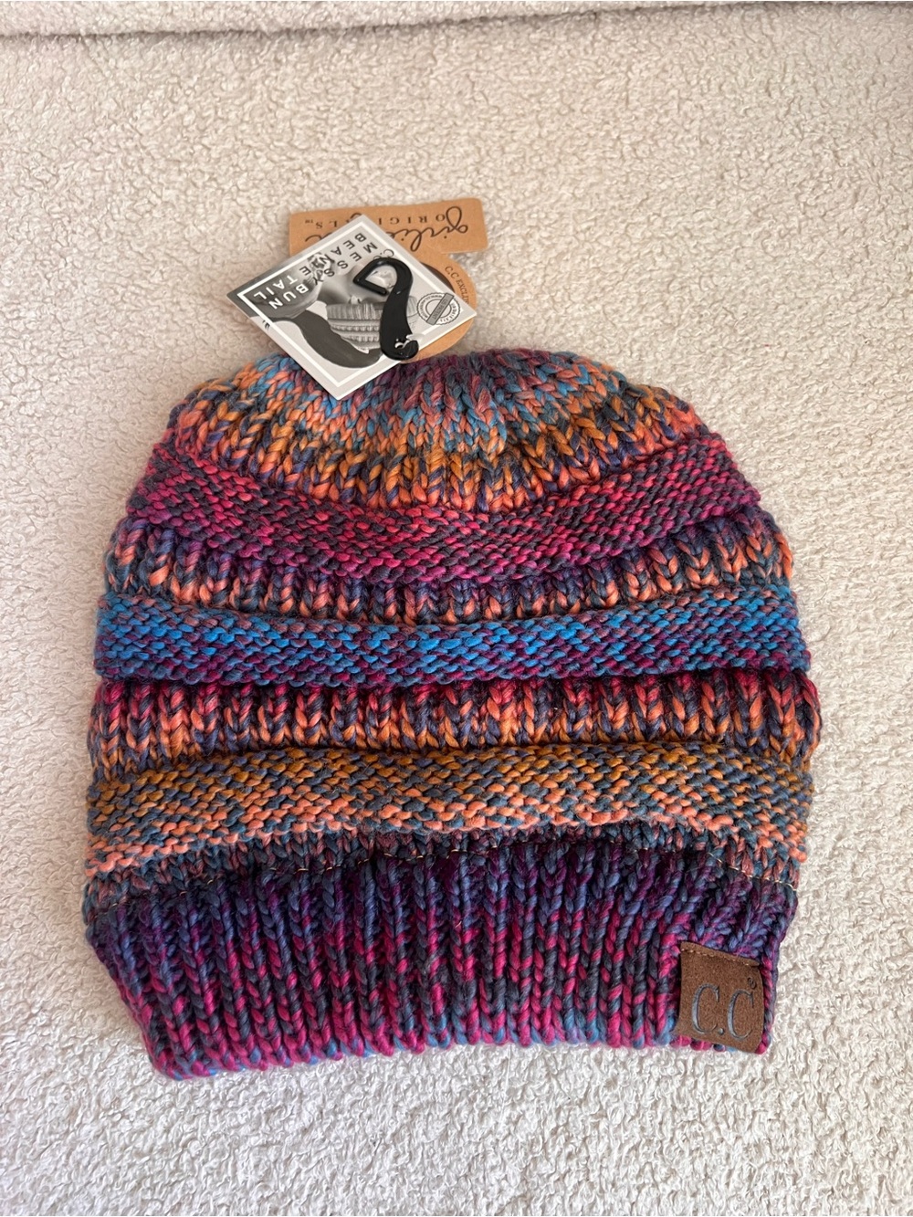 NWT CC Messy Bun Beanie Tail Beanie Knit Hat One Size MB-705